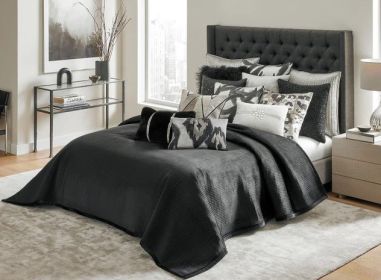 Amara Black King Quilt